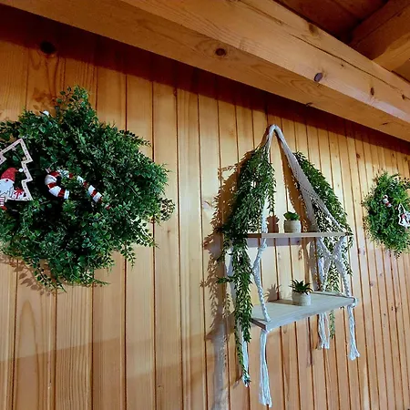 Koca Lipa Pod Veliko Planino *