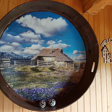 Koca Lipa Pod Veliko Planino Casa de Férias Luče