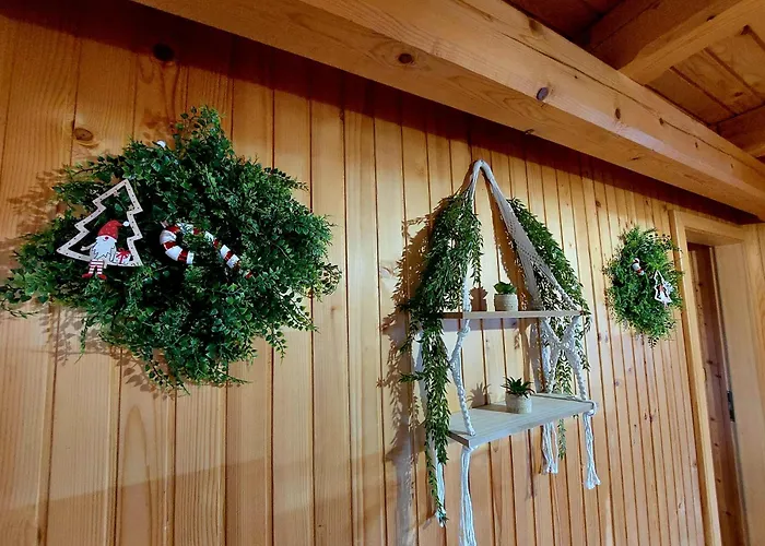 Koca Lipa Pod Veliko Planino *