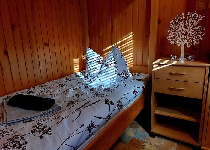 Koca Lipa Pod Veliko Planino