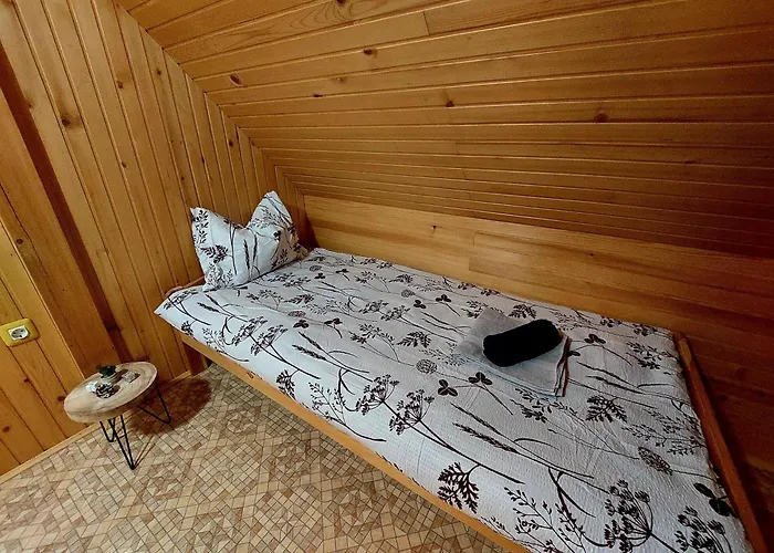 Koca Lipa Pod Veliko Planino